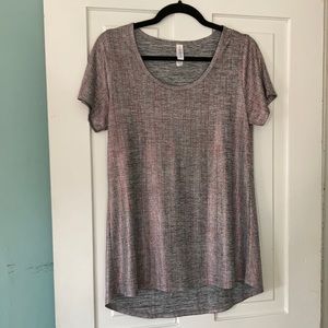 —XS Elegant LuLaRoe Classic T
